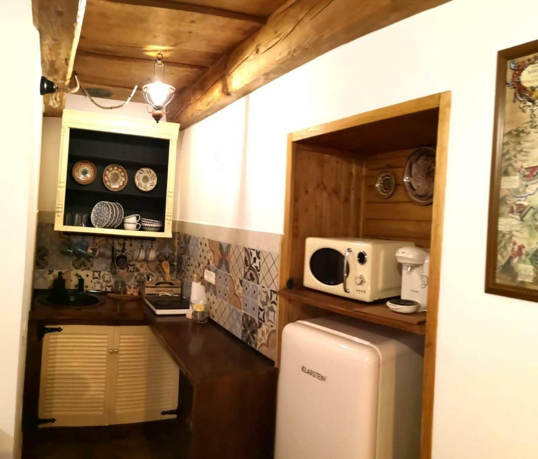 Ferienwohnung Crown Of Karolina Brașov Exterior foto
